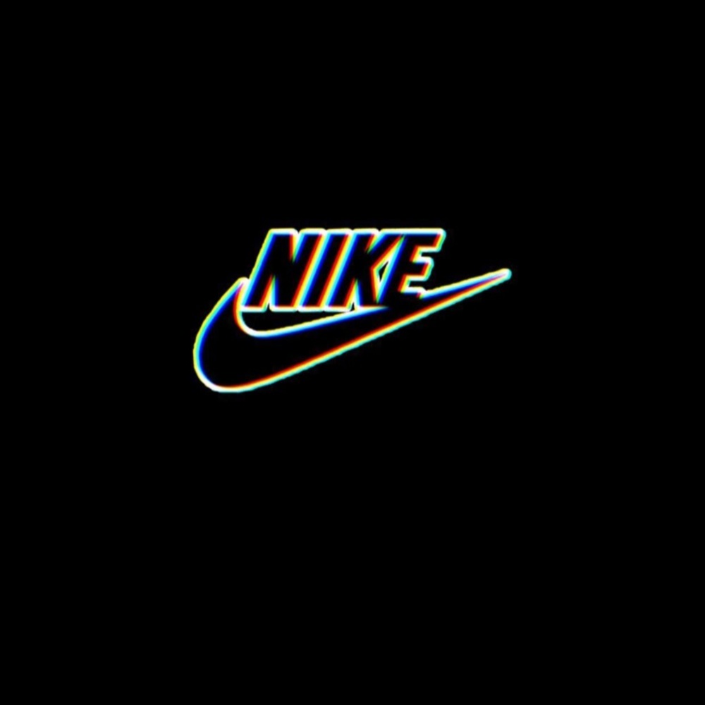 Meet your Posher, Elise